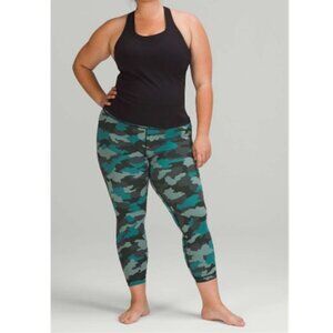 LIKE NEW! Lululemon Wunder Under High-Rise Tight 25" Camo